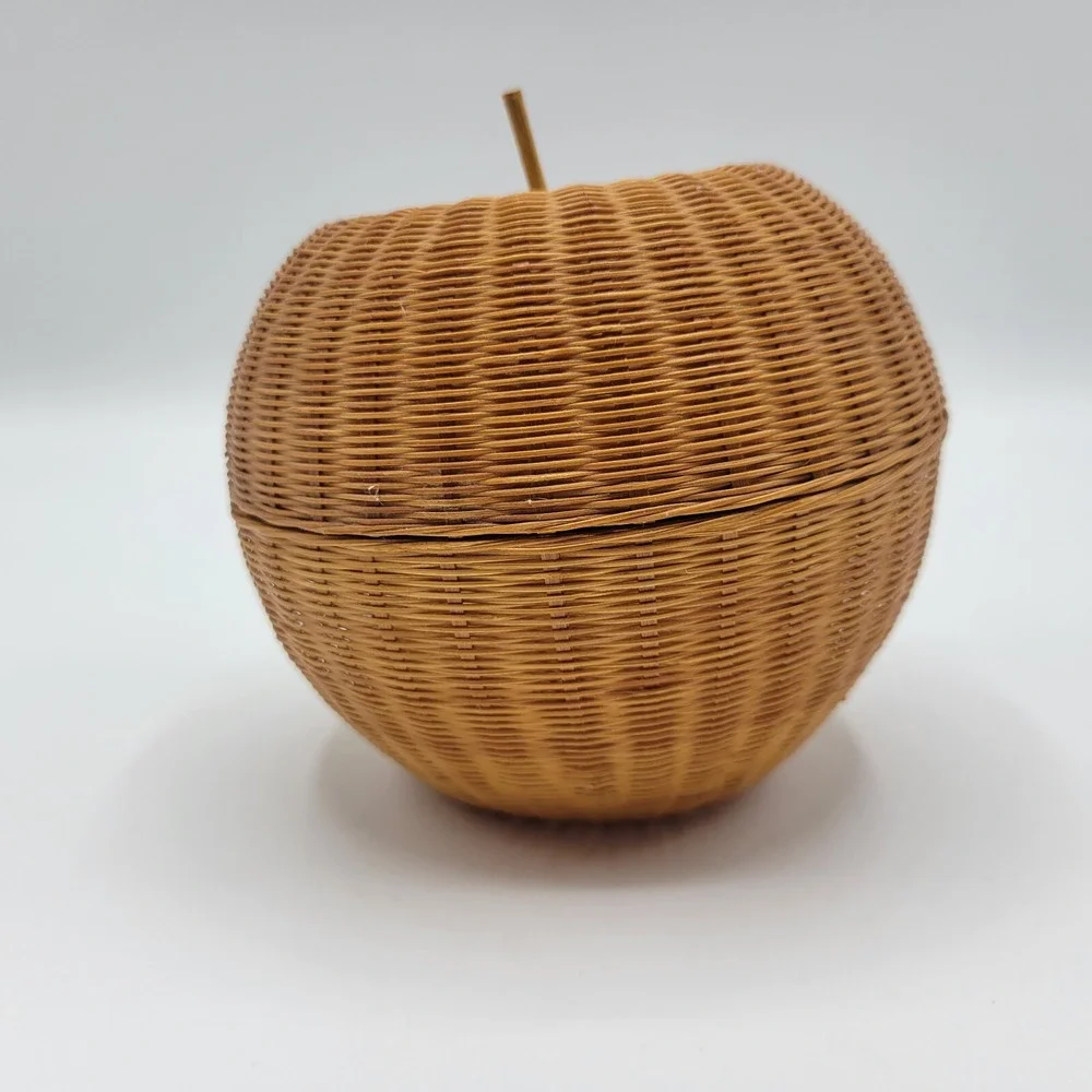 Vintage Apple Shaped Fine Straw Basket Small Woven Wicker Teacher Shelf Decor 4